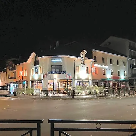 מלון Le Savoie אלברטוויל