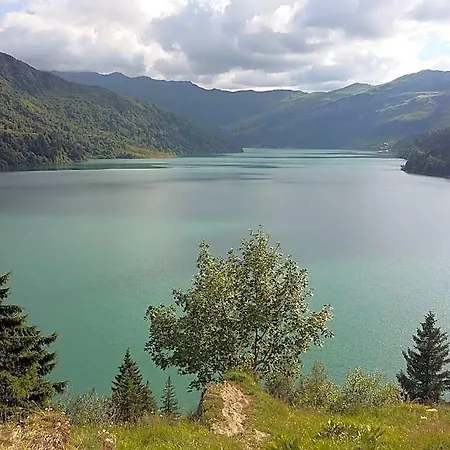 Le Savoie فندق البيتفيل