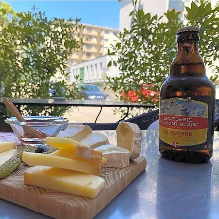Le Savoie البيتفيل
