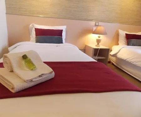 Le Savoie Szálloda 2*